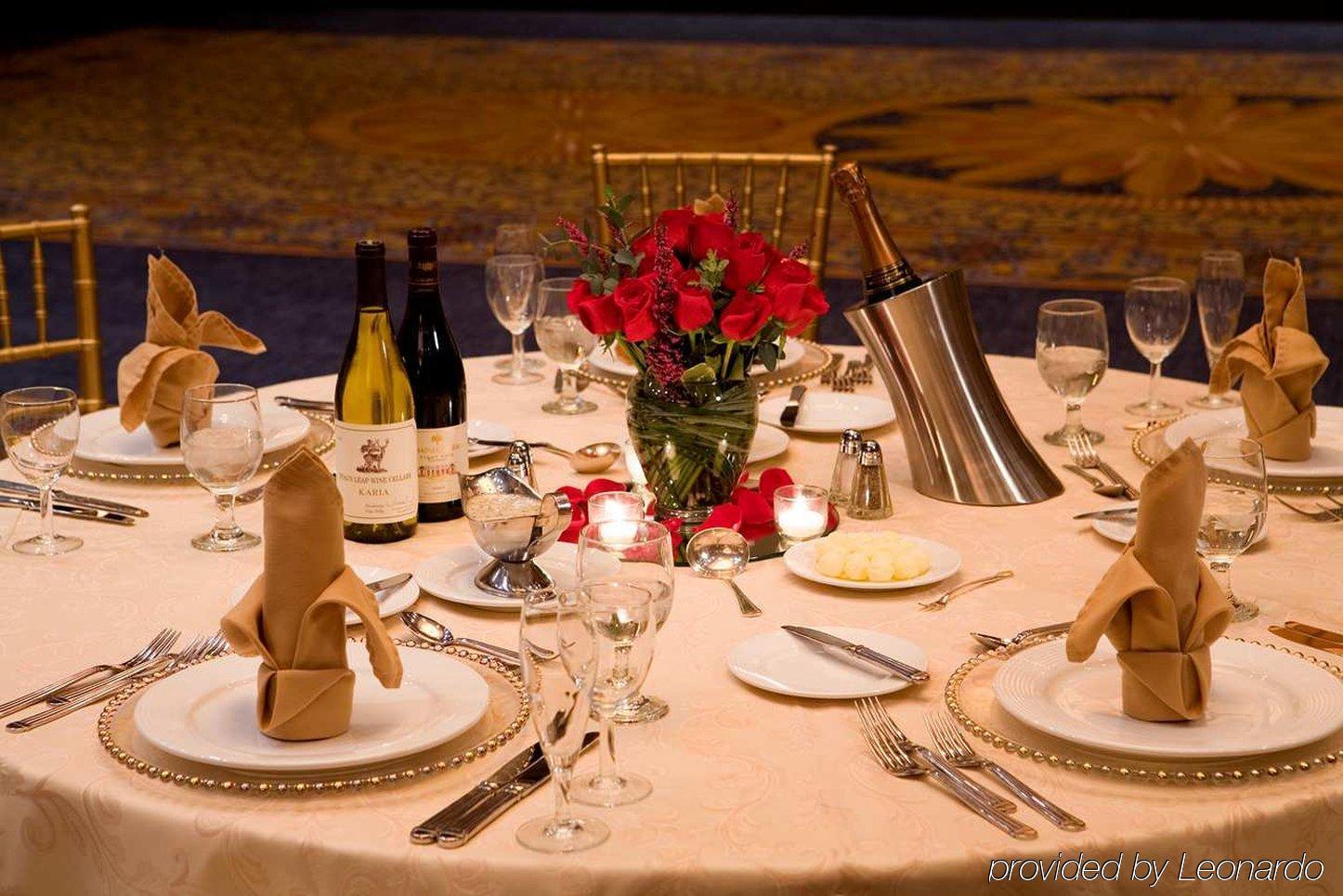 Doubletree By Hilton Hotel Boston - Bedford Glen Restoran foto