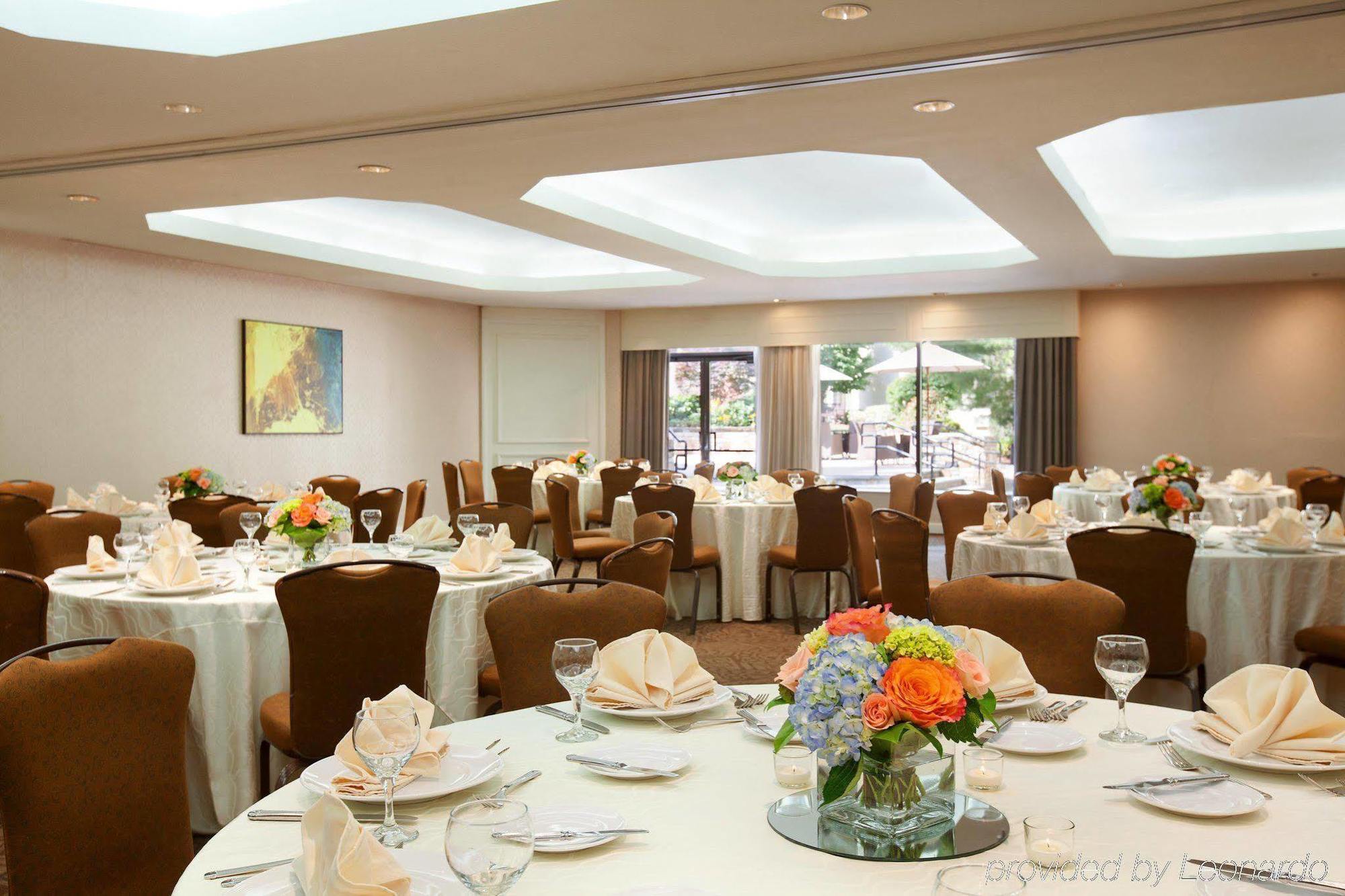 Doubletree By Hilton Hotel Boston - Bedford Glen Bagian luar foto